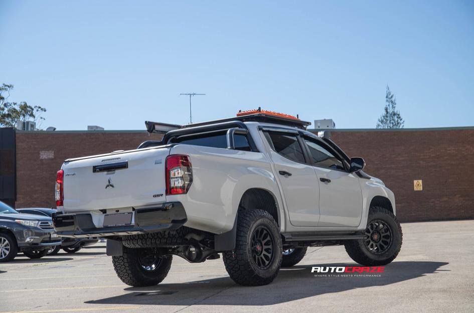 MITSUBISHI TRITON NOMAD VICTIM MATTE BLACK