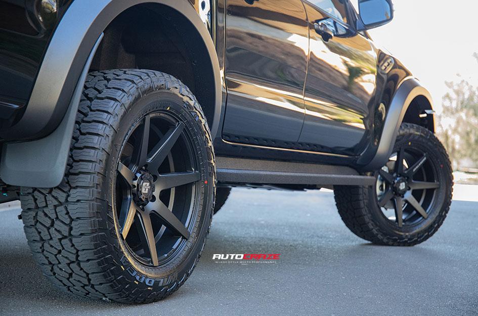 FORD RANGER RAPTOR AVALANCHE MATTE BLACK FRONT MILLED
