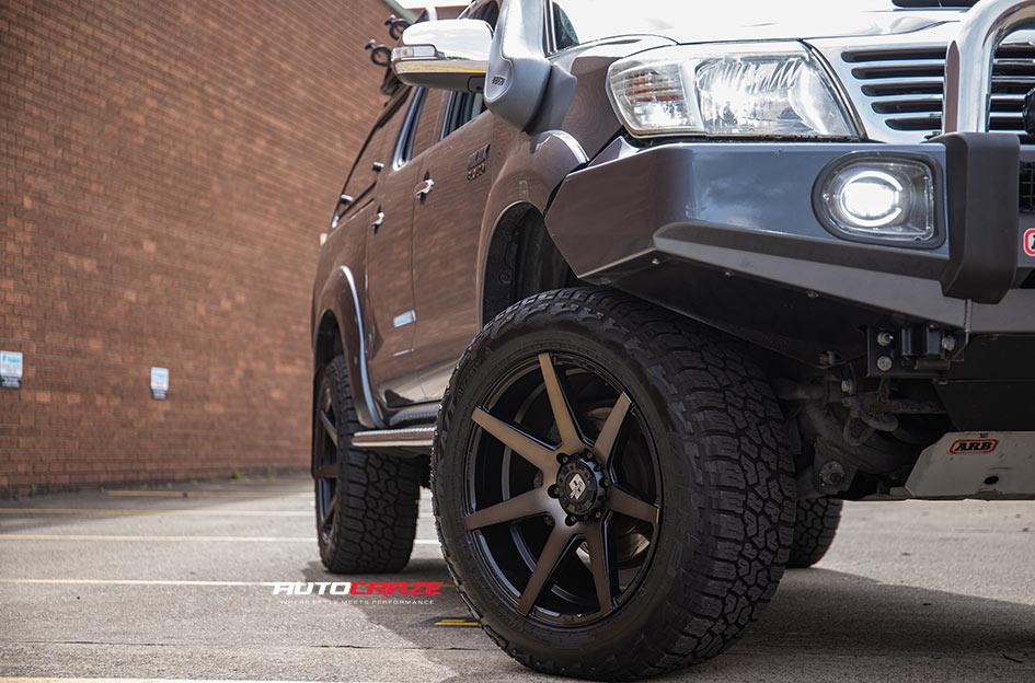 TOYOTA HILUX 4WD AVALANCHE MACHINED FACE MATTE BLACK DARK TINT