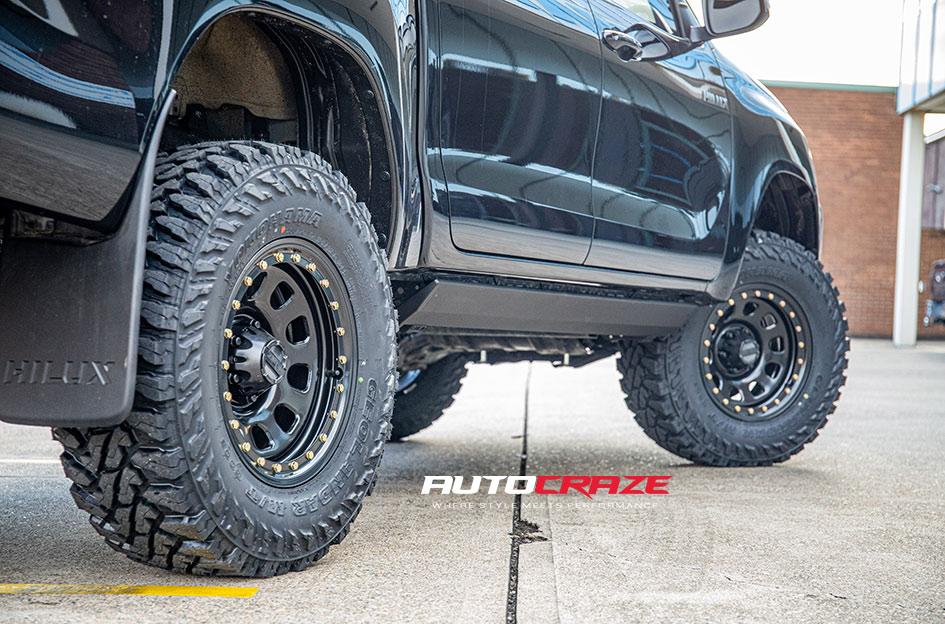 TOYOTA HILUX N80 4WD D LOCKER BLACK