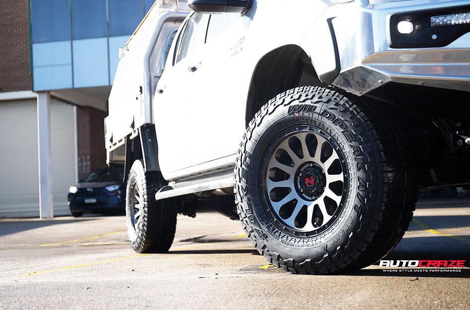 TOYOTA-HILUX-4WD-VICTIM-GUNMETAL-BLACK-RING