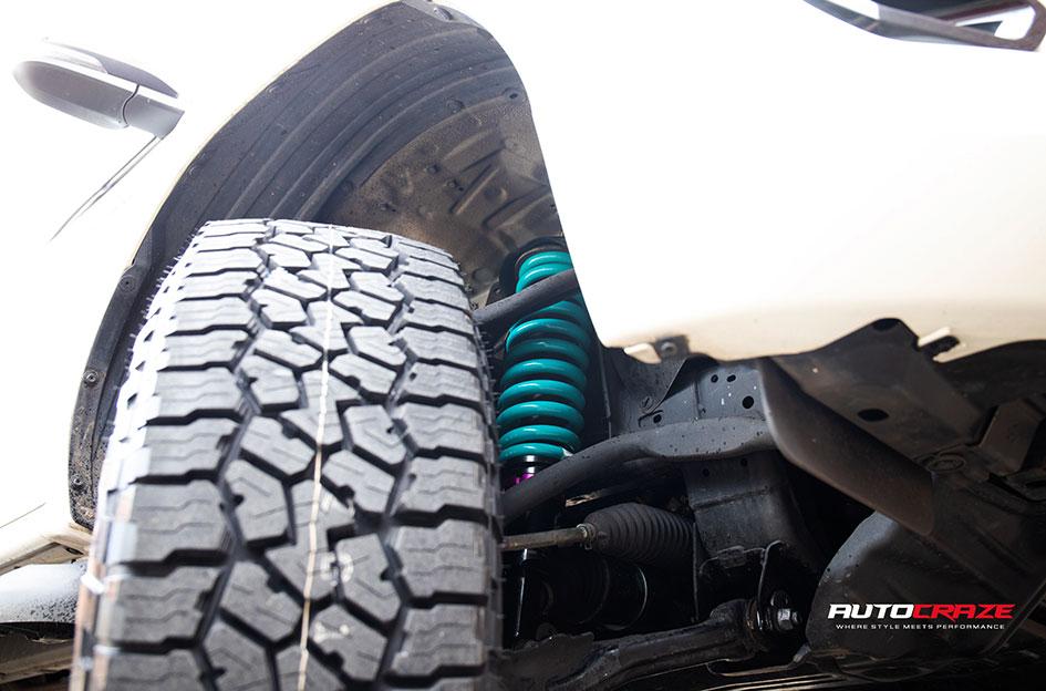 TOYOTA HILUX N80 4WD VICTIM MATTE BLACK