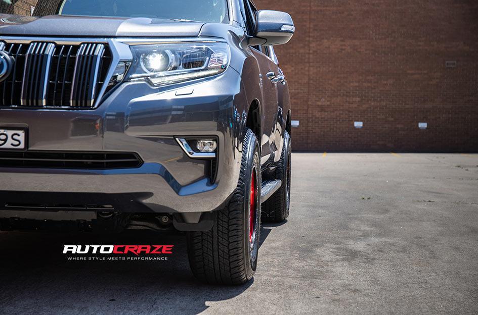 TOYOTA-PRADO-COVERT-CANDY-RED-BLACK-LIP