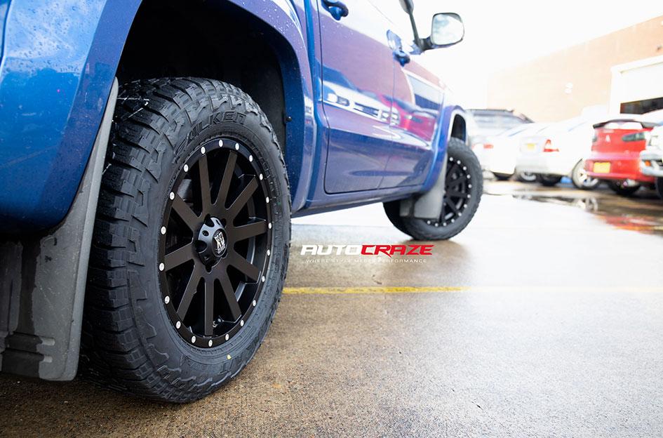 VOLKSWAGEN AMAROK HEIST SATIN BLACK