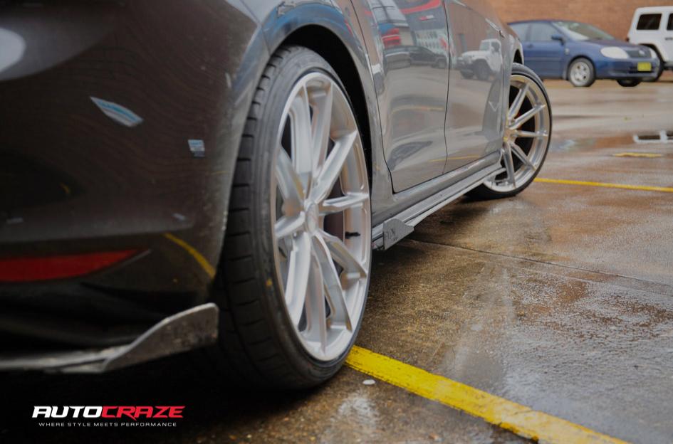 VOLKSWAGEN GOLF ZR6 POLISHED SILVER
