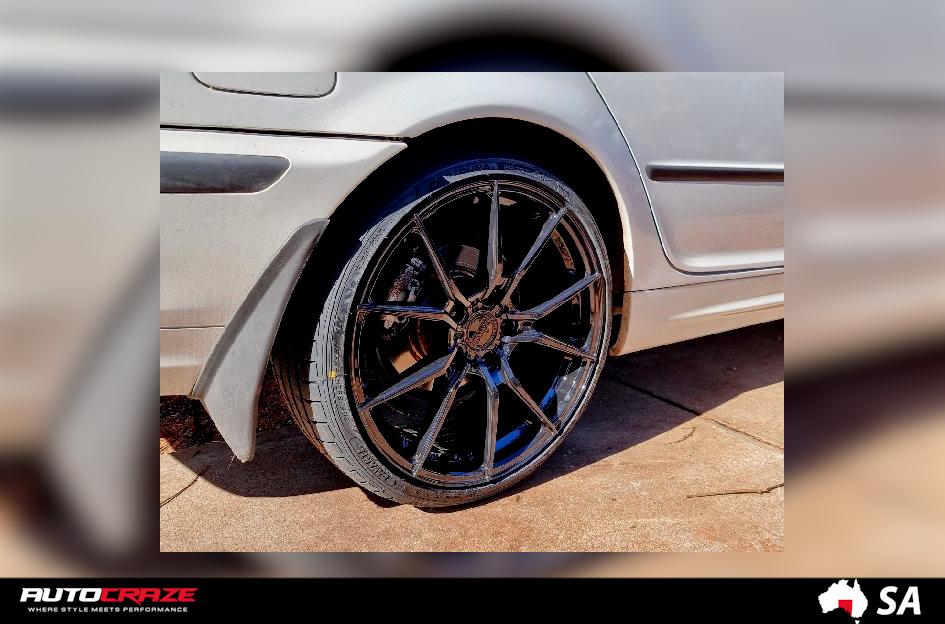 BMW-3-SERIES-VENOM-GLOSS-BLACK