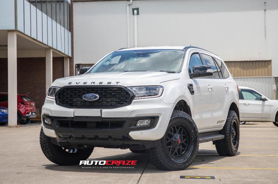 FORD EVEREST JUDGE MATTE BLACK