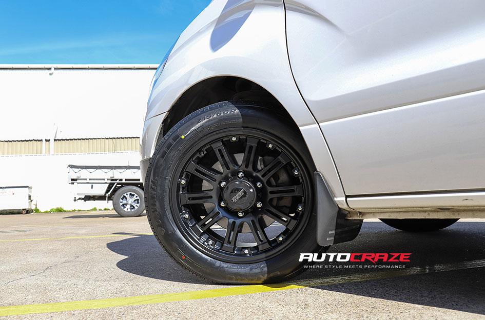HYUNDAI-ILOAD-GRANITE-MATTE-BLACK