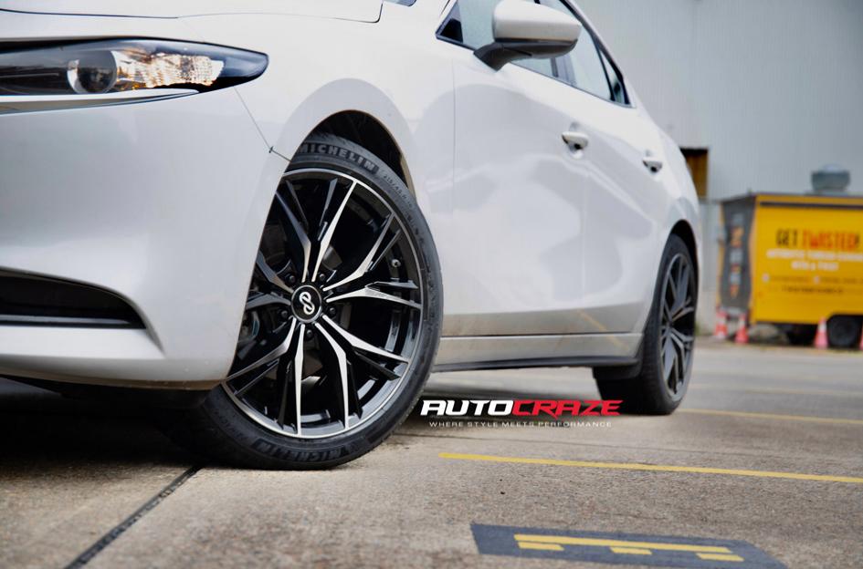 MAZDA-3-KATANA-GLOSS-BLACK-MACHINED-FACE