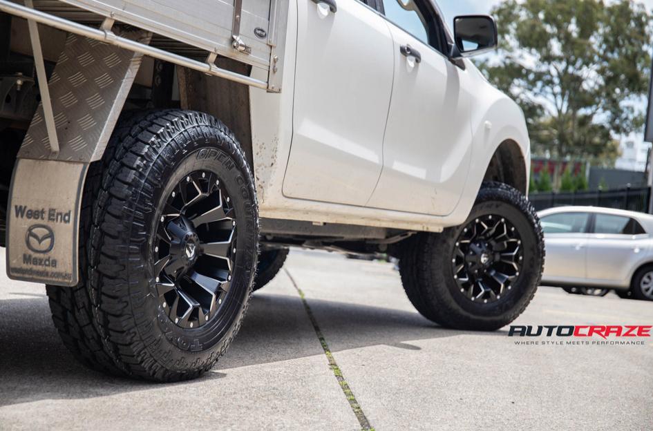 MAZDA BT 50 ASSAULT GLOSS BLACK MILLED ACCENTS