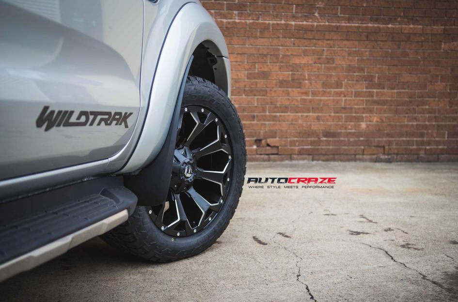 FORD RANGER ASSAULT GLOSS BLACK MILLED ACCENTS