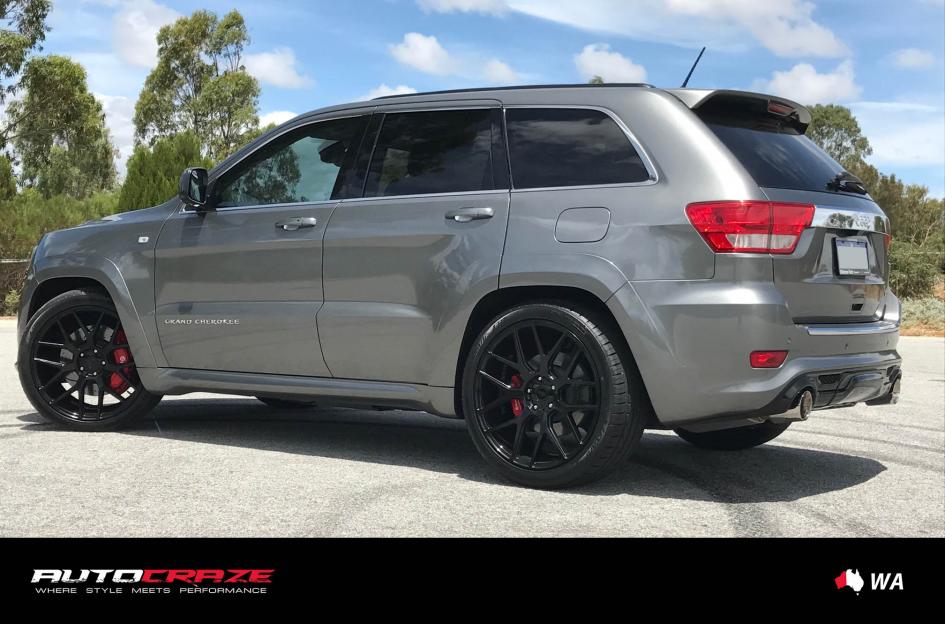JEEP-GRAND-CHEROKEE-INTAKE-GLOSS-BLACK