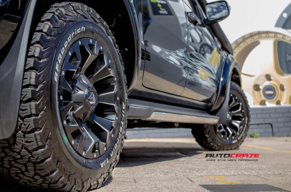 FORD RANGER ASSAULT GLOSS BLACK MILLED ACCENTS