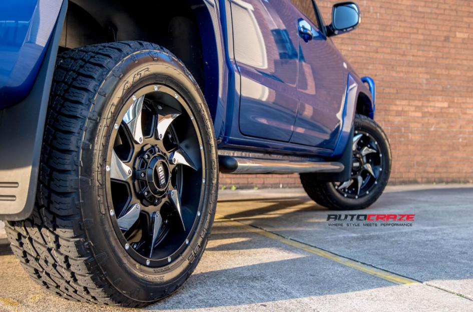 VOLKSWAGEN AMAROK GD01 BLACK WITH CHROME INSERTS
