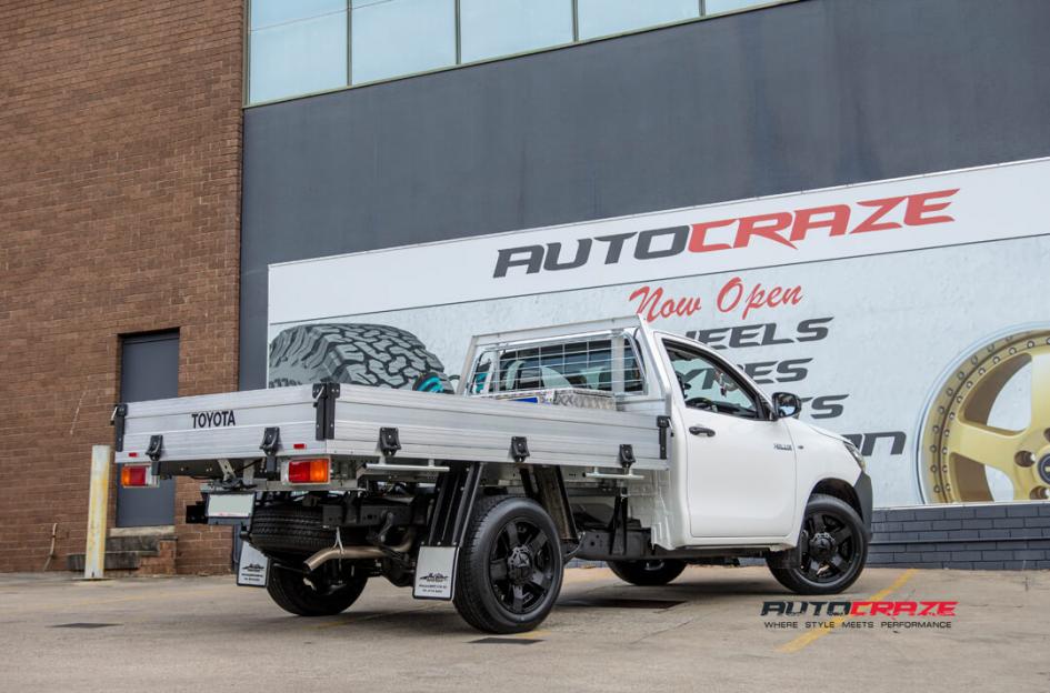 TOYOTA HILUX 2WD (2005 ONWARDS) ROCKSTAR XD 2 MATTE BLACK