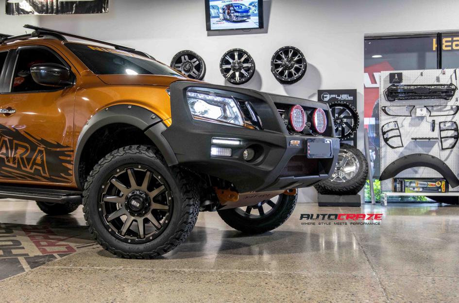 NISSAN NAVARA GD05 BRONZE DARK TINT WITH MATTE BLACK