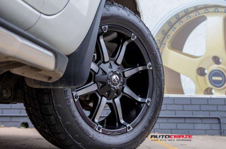 FORD RANGER COUPLER BLACK MACHINED WITH DARK TINT