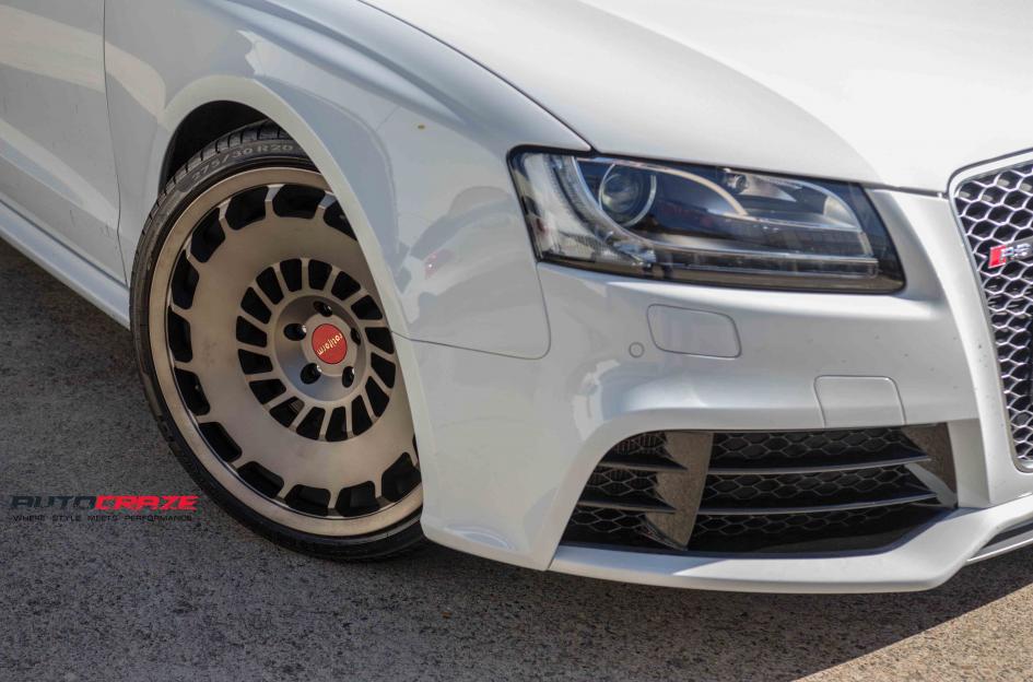 AUDI RS5 CCV MATTE BLACK TINTED FACE