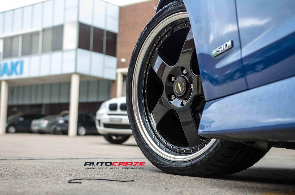 HOLDEN-COMMODORE-FR-BLACK-MACHINED-LIP