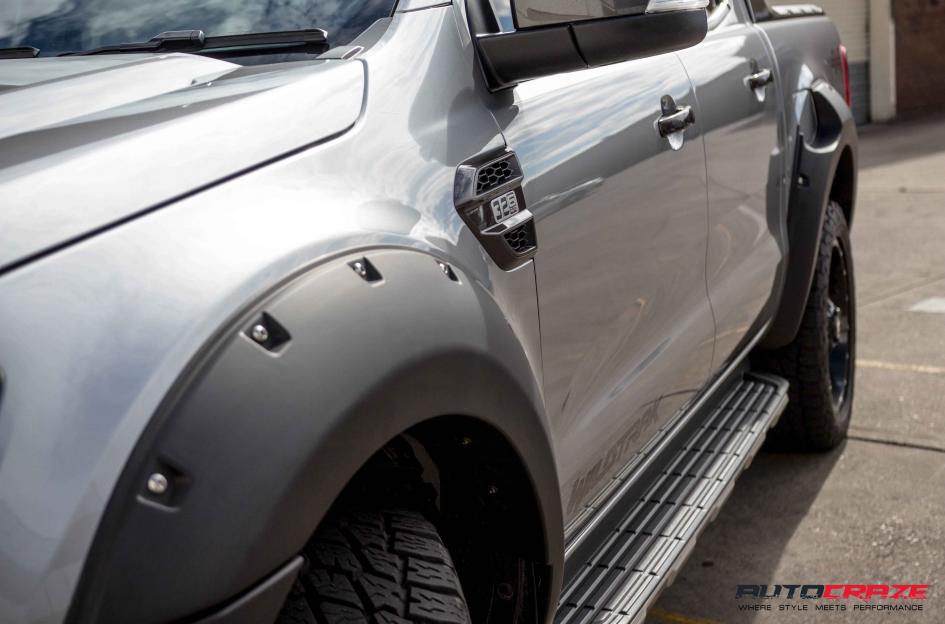 FORD RANGER SCYTHE GLOSS BLACK MILLED ACCENTS