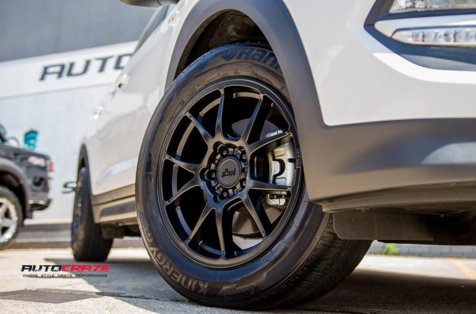 HYUNDAI TUCSON MESSINA MATTE BLACK
