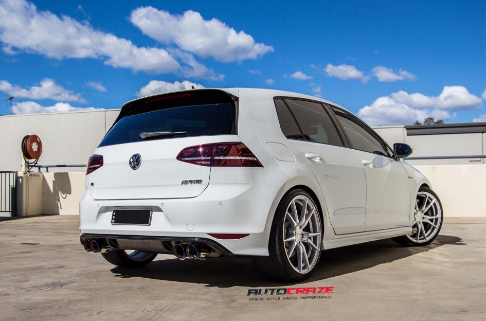 VOLKSWAGEN GOLF SF06 SILVER MACHINED FACE