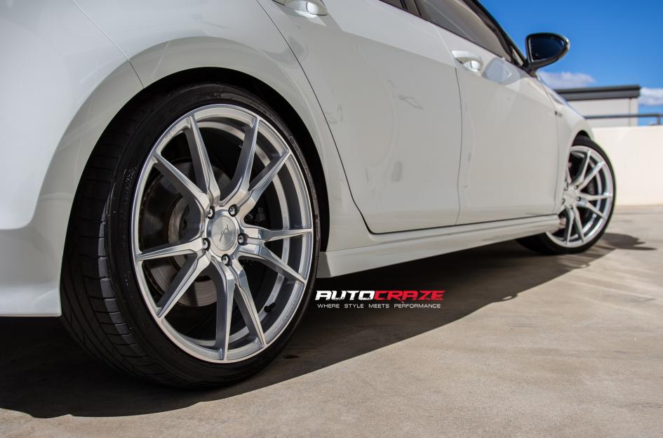 VOLKSWAGEN GOLF SF06 SILVER MACHINED FACE