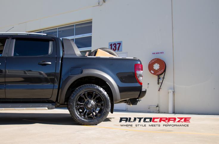 FORD-RANGER-VAPOR-MATTE-BLACK-2