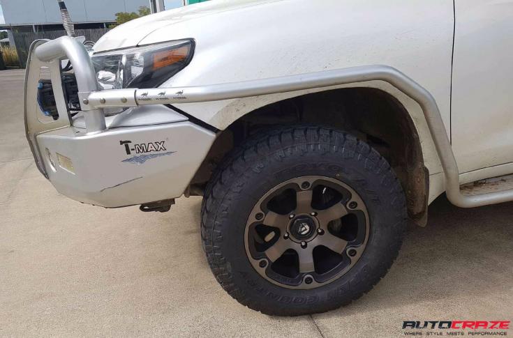 TOYOTA LANDCRUSIER BEAST BLACK & MACHINED WITH DARK TINT