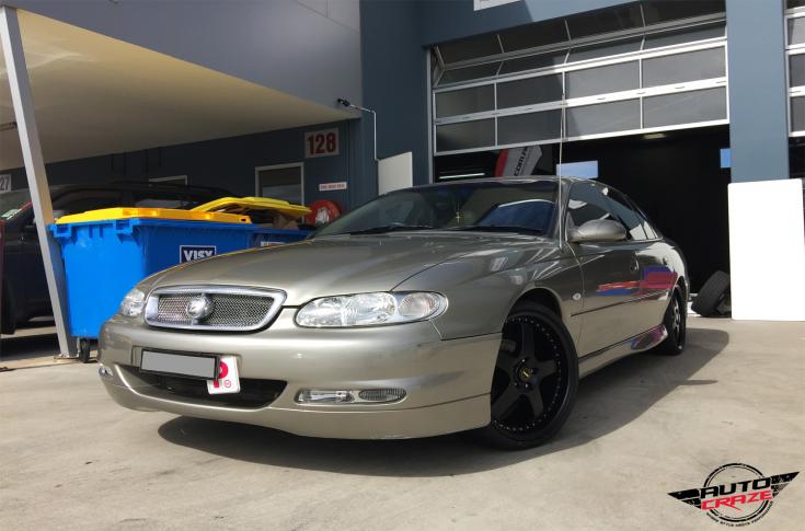 HOLDEN-STATESMAN-FR