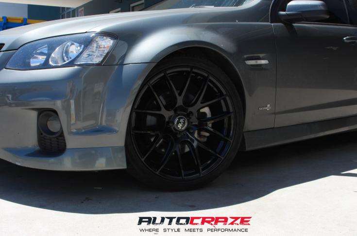 HOLDEN-COMMODORE-VE-UTE-OX111-MATTE-BLACK