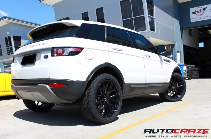 RANGE-ROVER-EVOQUE-OX111-MATTE-BLACK