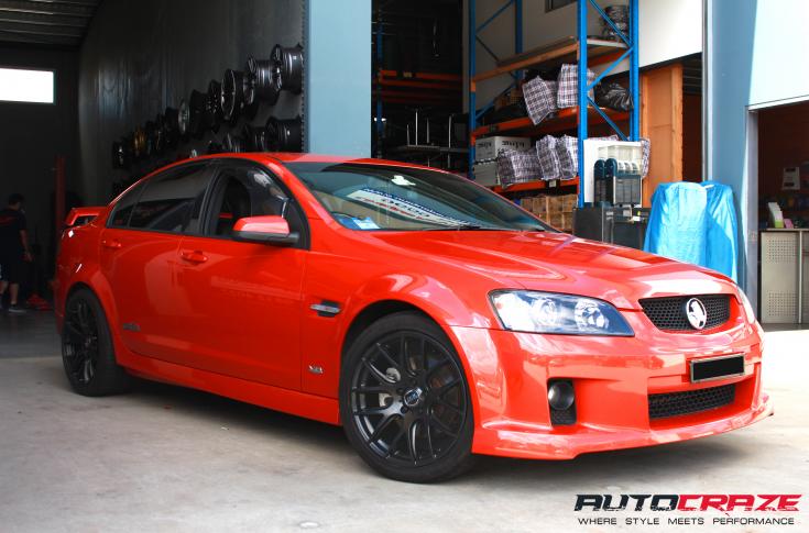 HOLDEN-COMMODORE-VE-SS-OX111-MATTE-BLACK-2