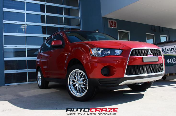 MITSUBISHI OUTLANDER CHEETAH HYPER SILVER POLISH LIP