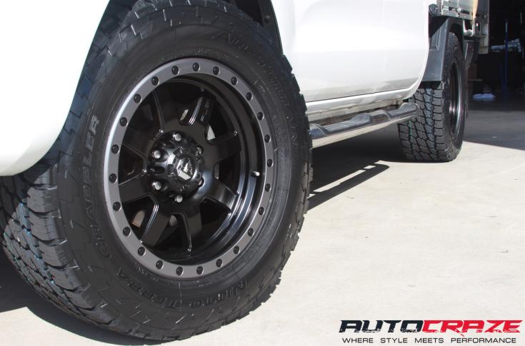 FORD-RANGER-TROPHY-MATTE-BLACK-WITH-ANTHRACITE-RING
