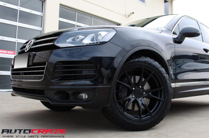 VOLKSWAGEN TOUAREG SF06 SATIN BLACK
