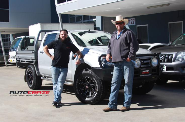 FORD RANGER RAZORBACK GLOSS BLACK MILLED ACCENTS