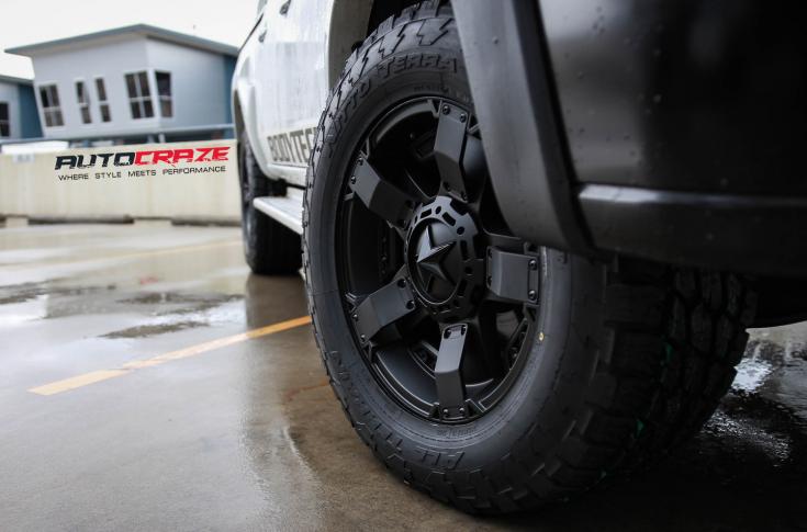 MAZDA BT 50 ROCKSTAR XD 2 MATTE BLACK