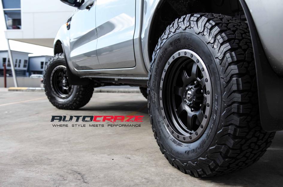 FORD-RANGER-TROPHY-MATTE-BLACK-WITH-ANTHRACITE-RING-6