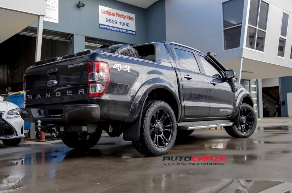 FORD-RANGER-VAPOR-MATTE-BLACK-3