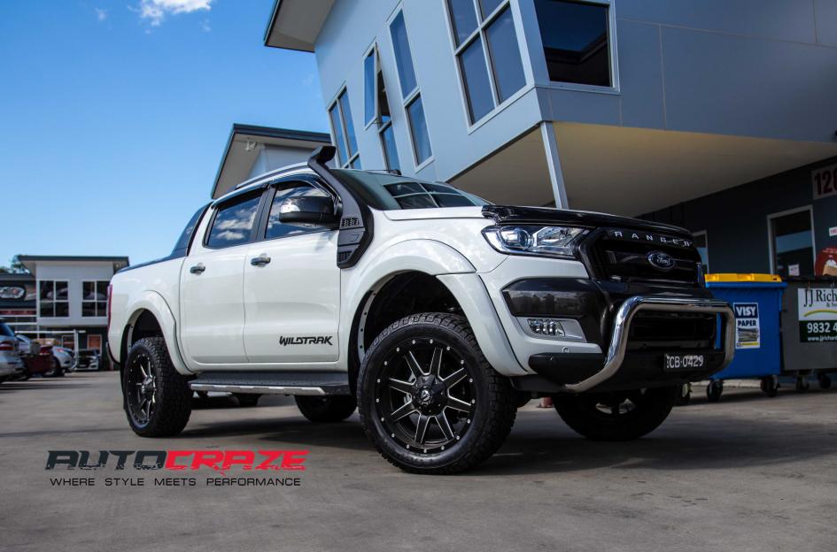 FORD RANGER MAVERICK GLOSS BLACK MILLED ACCENTS 4