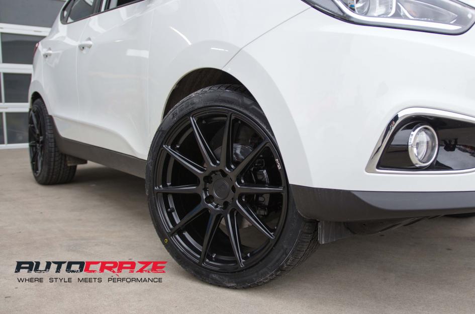 HYUNDAI IX35 ESSEN SATIN BLACK