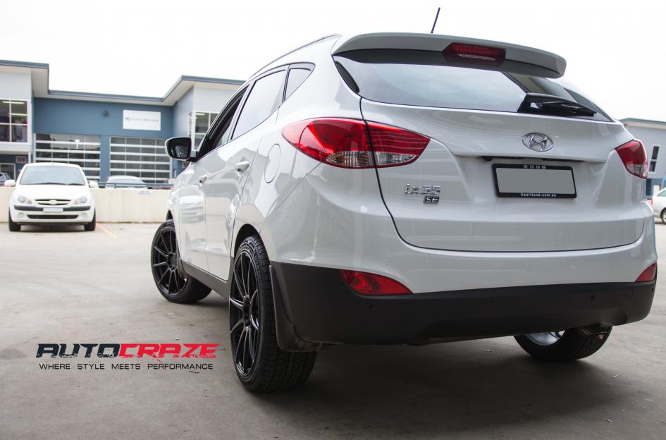 HYUNDAI IX35 ESSEN SATIN BLACK