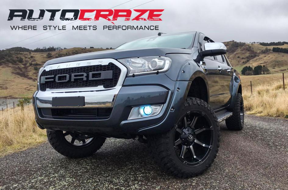FORD RANGER COUPLER BLACK MACHINED WITH DARK TINT