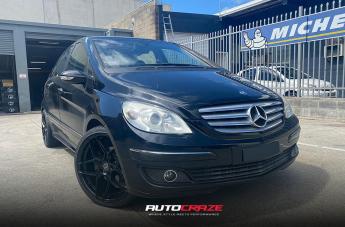 MERCEDES-B200-LEMANS-GLOSS-BLACK