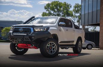 TOYOTA HILUX 4WD SABBATH HYPERBLACK