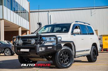 TOYOTA LANDCRUISER HURRICANE SATIN BLACK
