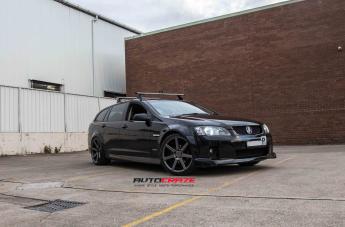 HOLDEN-COMMODORE-VERONA-MATTE-GUN-METAL