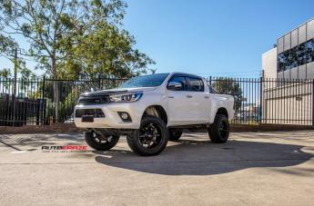 TOYOTA HILUX N80 4WD COUPLER GLOSS BLACK
