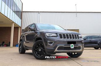 JEEP-GRAND-CHEROKEE-HOSS-XD-GLOSS-BLACK